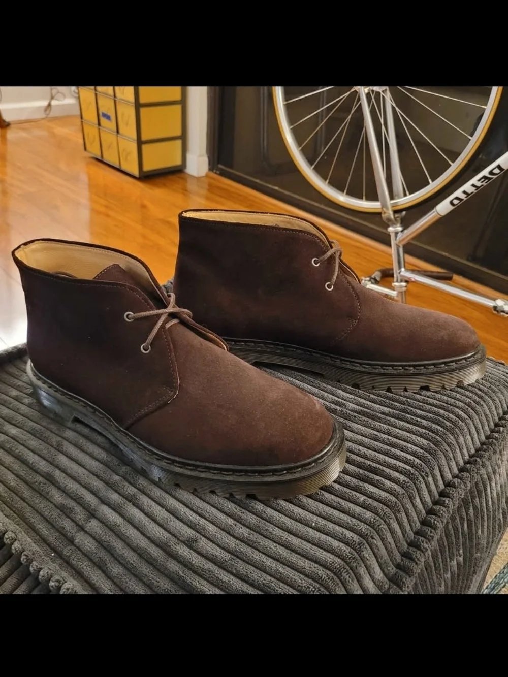 A.P.C. Men's Brown Suede Chukka Desert Boots Made In Portugal